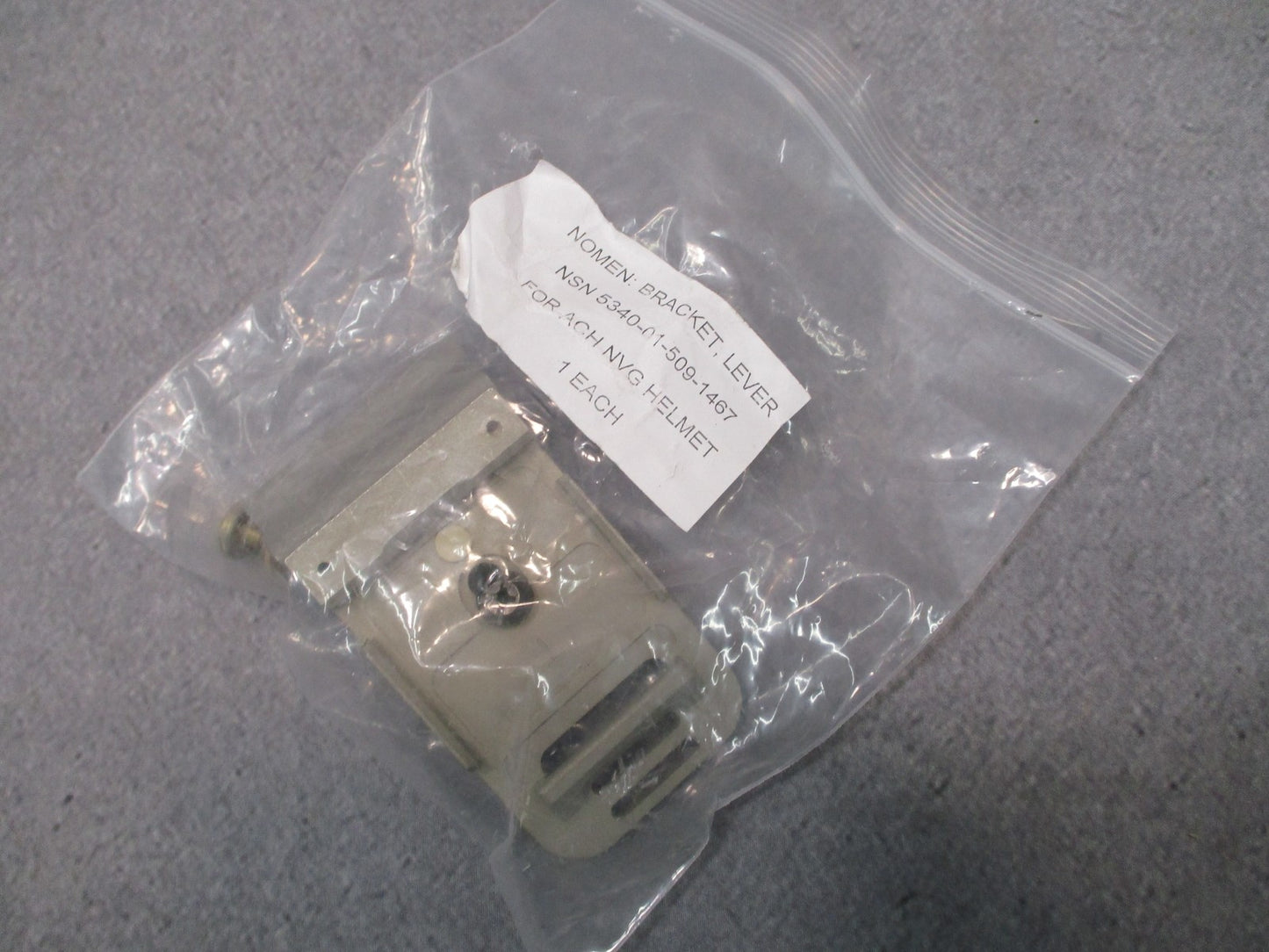 NEW ACH HELMET NVG LEVER MOUNT RHINO BRACKET BASE PLATE SHROUD TAN ONE HOLE