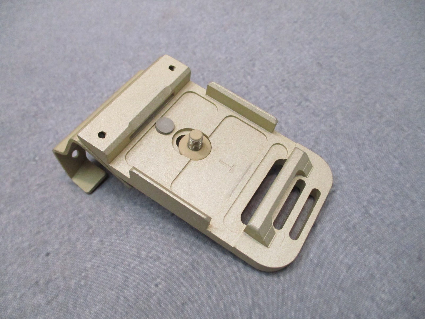 ACH Combat Helmet One Hole NVG Shroud Lever Bracket Tan NSN 5340-01-509-1467