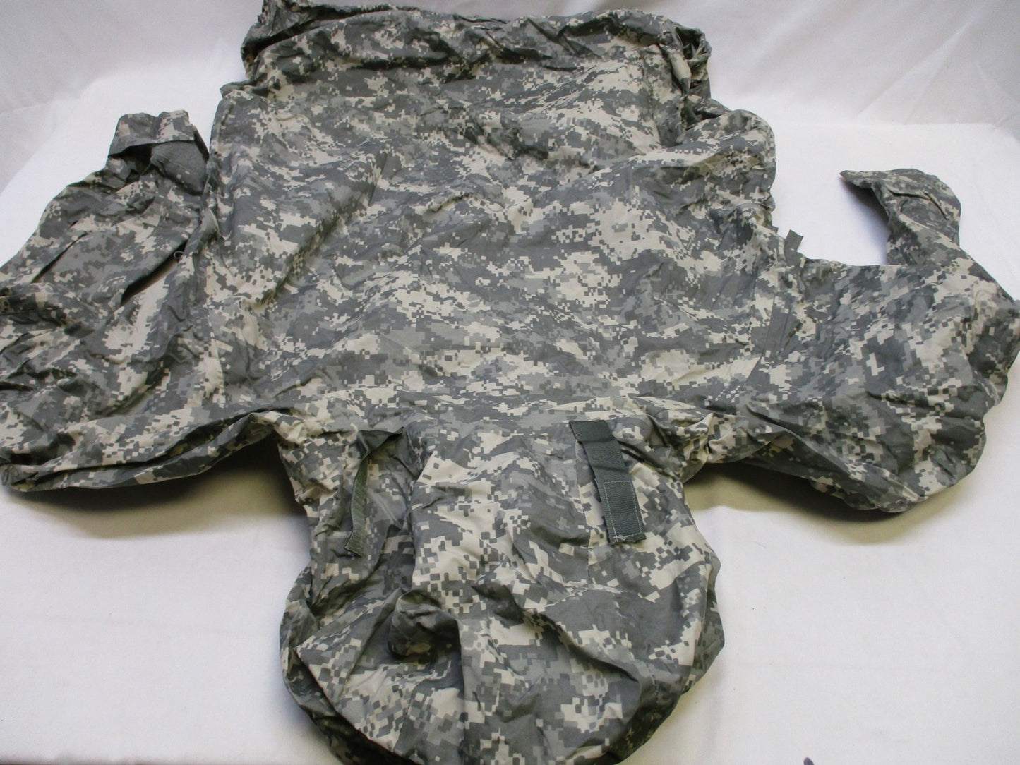 X-SMALL ARMY ACU DIGITAL WET WEATHER IMPROVED RAINSUIT JACKET 8415-01-527-4611