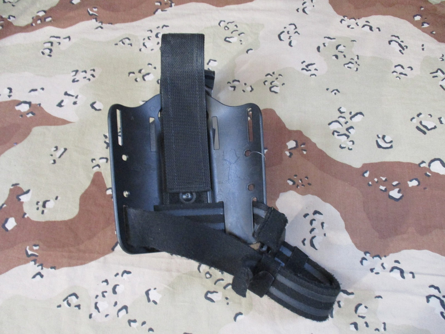 Safariland 6005 Tactical Leg Shroud S&W M&P 45 M3/M6 Light Black Left Hand