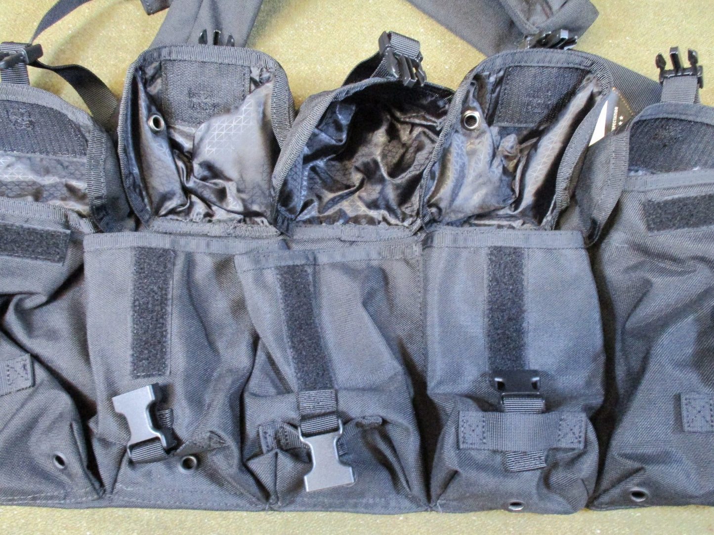 Condor 7 pocket chest rig arktis style tactical vest british army black swat