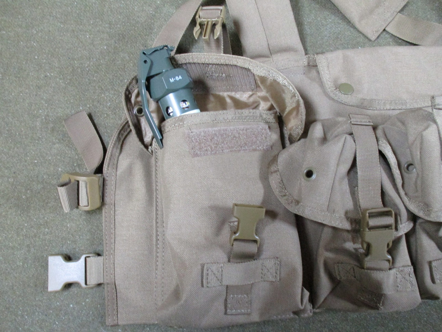 Condor 7 pocket chest rig arktis style tactical vest british army coyote swat