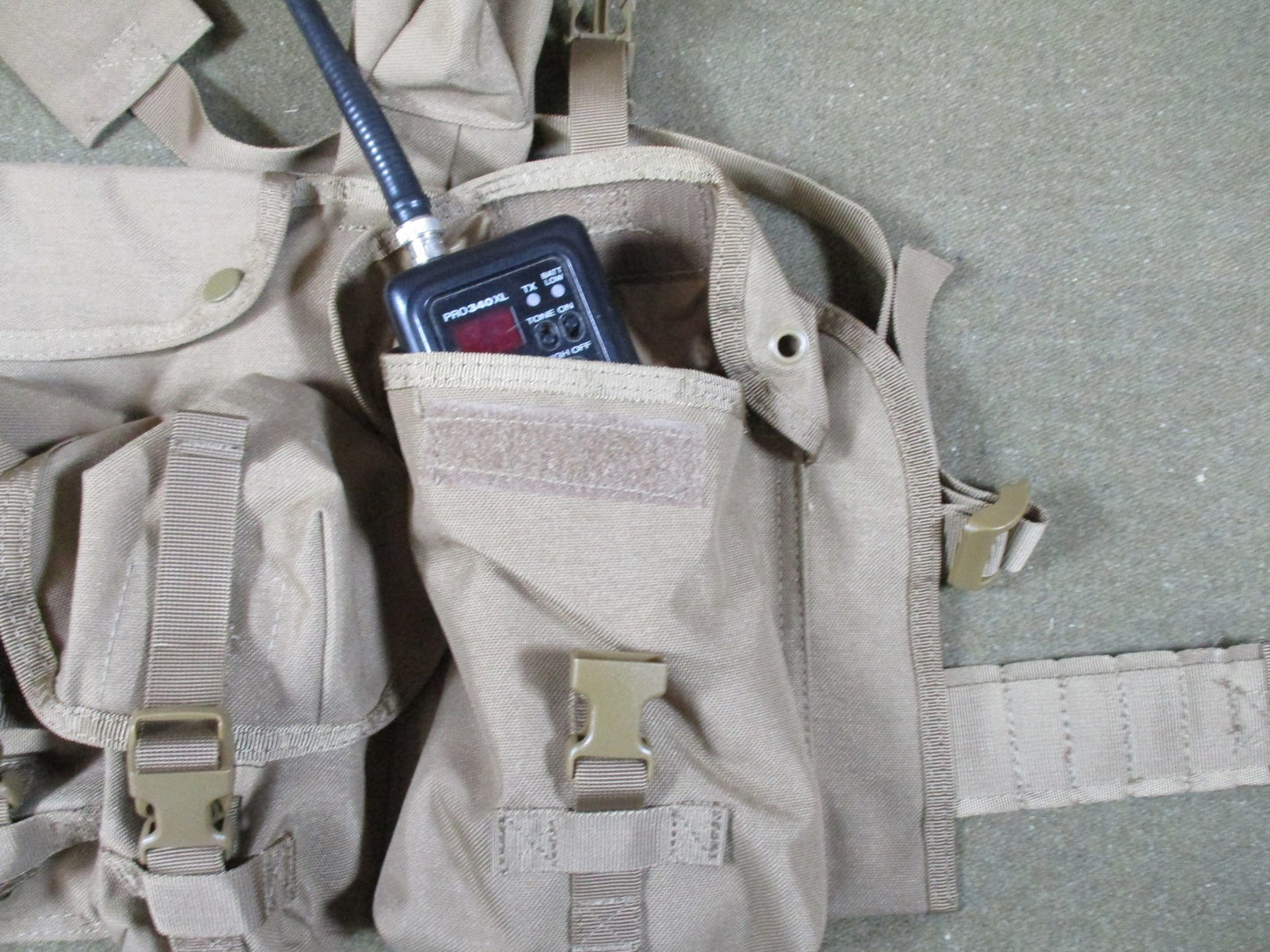 Condor 7 pocket chest rig arktis style tactical vest british army coyote swat