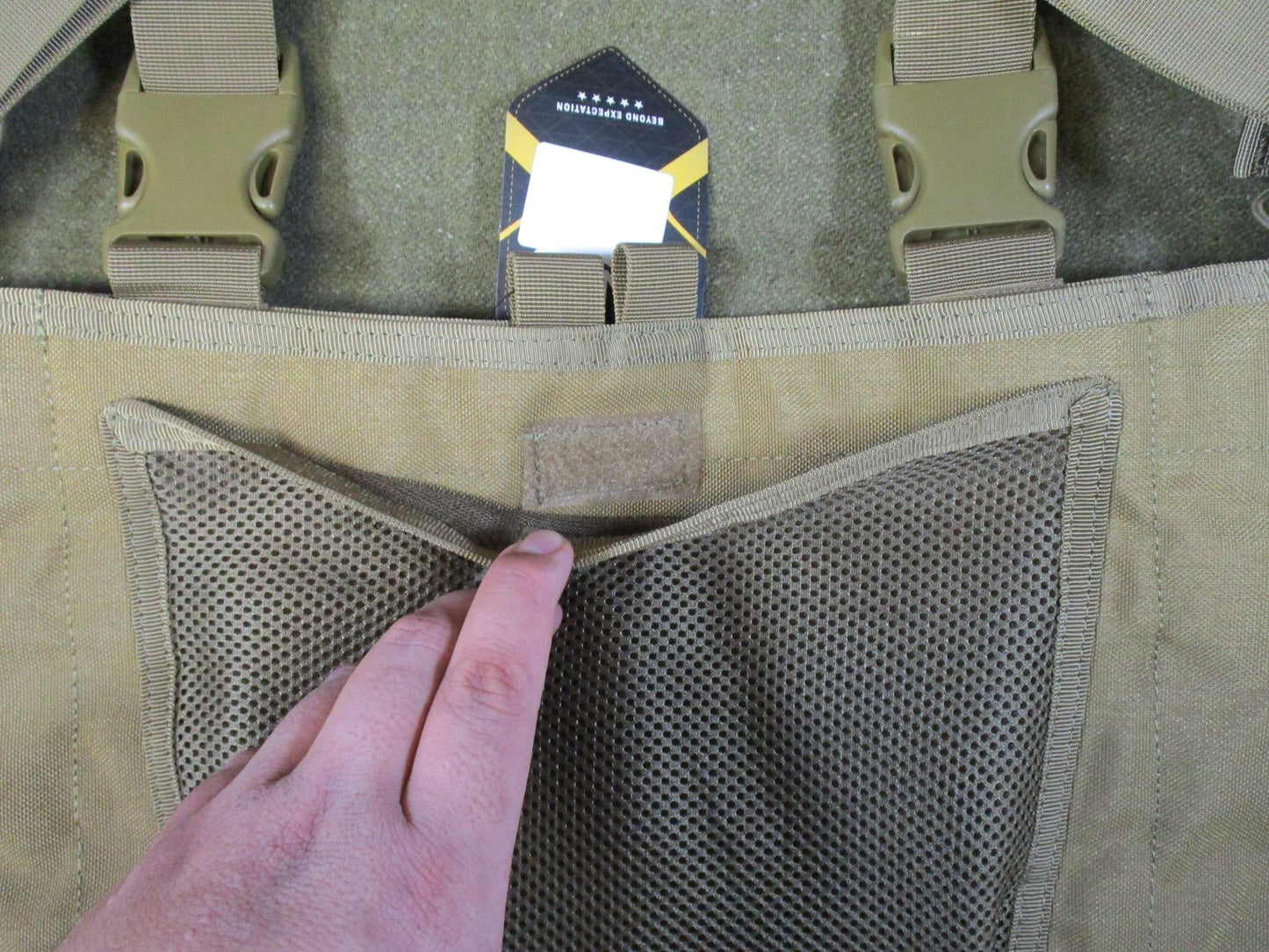 Condor MCR4 chest rig molle panel tactical vest coyote brown swat team gear