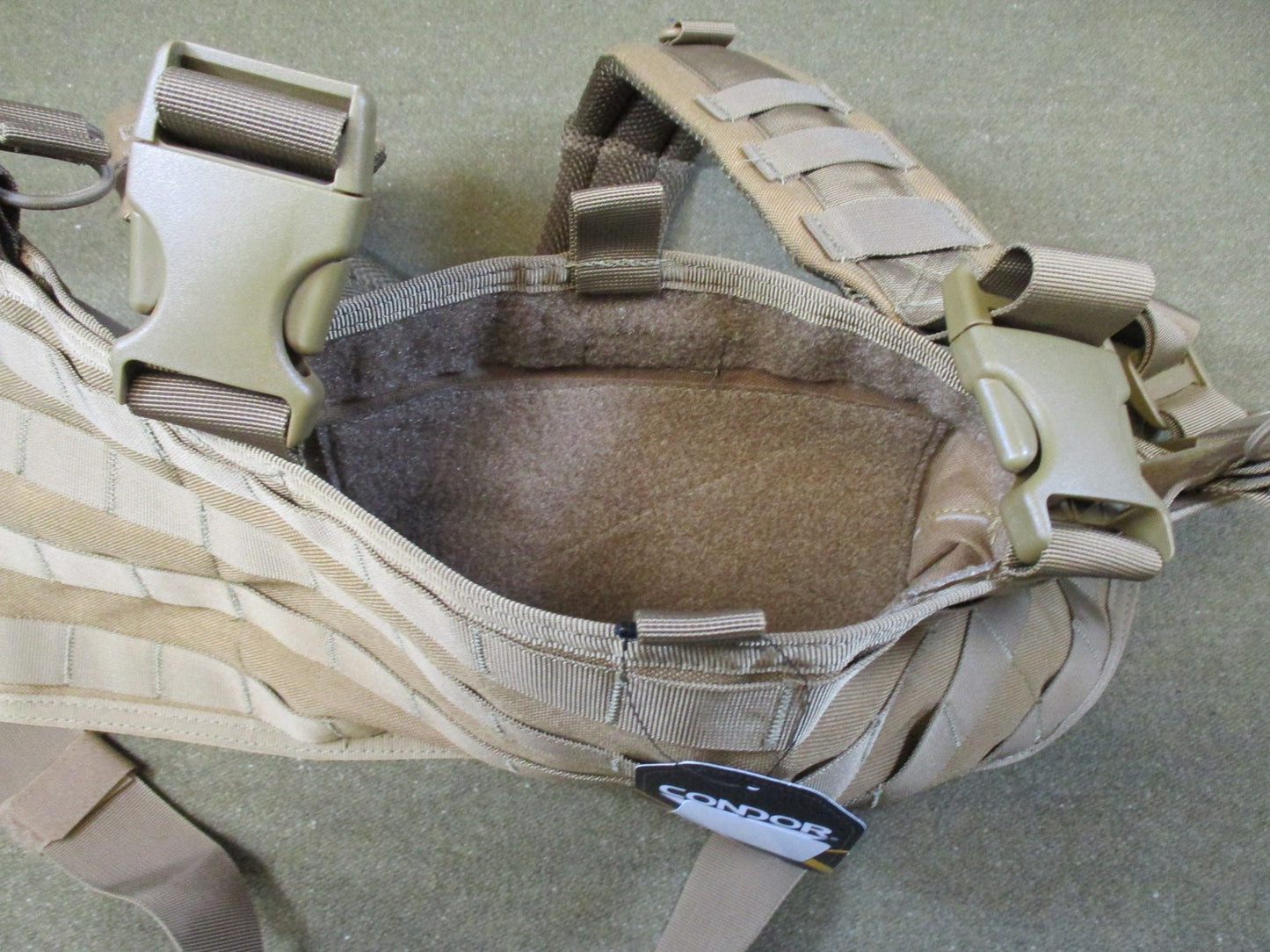 Condor MCR4 chest rig molle panel tactical vest coyote brown swat team gear