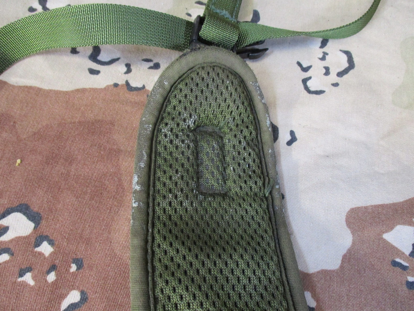 British Other Arms Rucksack w/ Suspenders Used Surplus Broken Buckles dpm camo