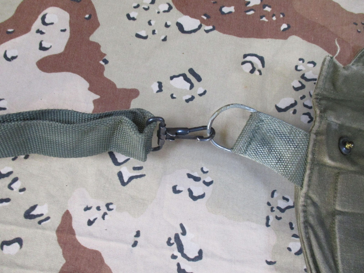 Vintage US Military M17 Gas Mask Carrier Bag OD Green Tactical Surplus usgi