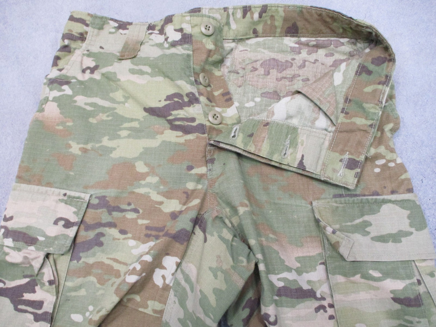 USGI Army IHWCU Combat Trousers NSN IHWCU trousers Medium-Long 8415-01-670-5515