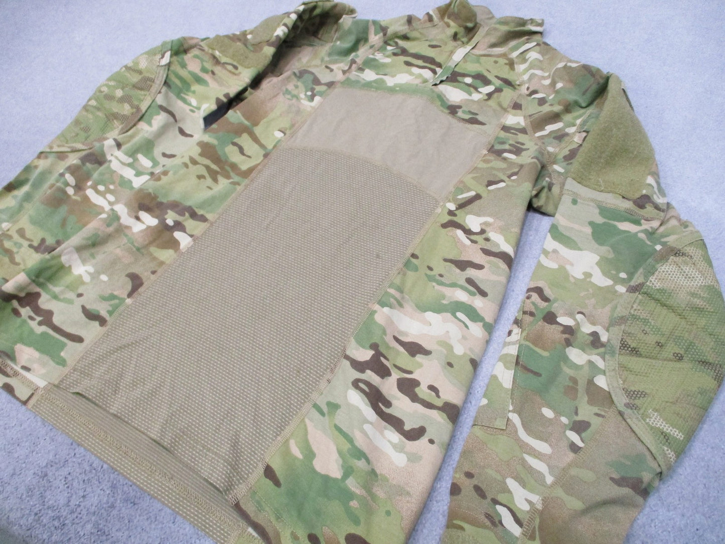 US Army Combat Shirt Flame Resistant Multicam Size Small NSN 8415-01-617-7131