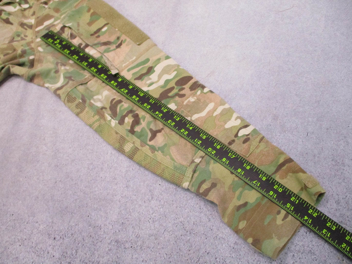 US Army Combat Shirt Flame Resistant Multicam Size Small NSN 8415-01-617-7131