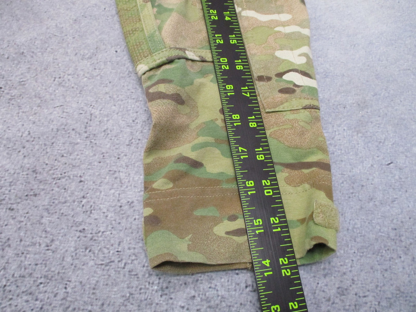 US Army Combat Shirt Flame Resistant Multicam Size Small NSN 8415-01-617-7131