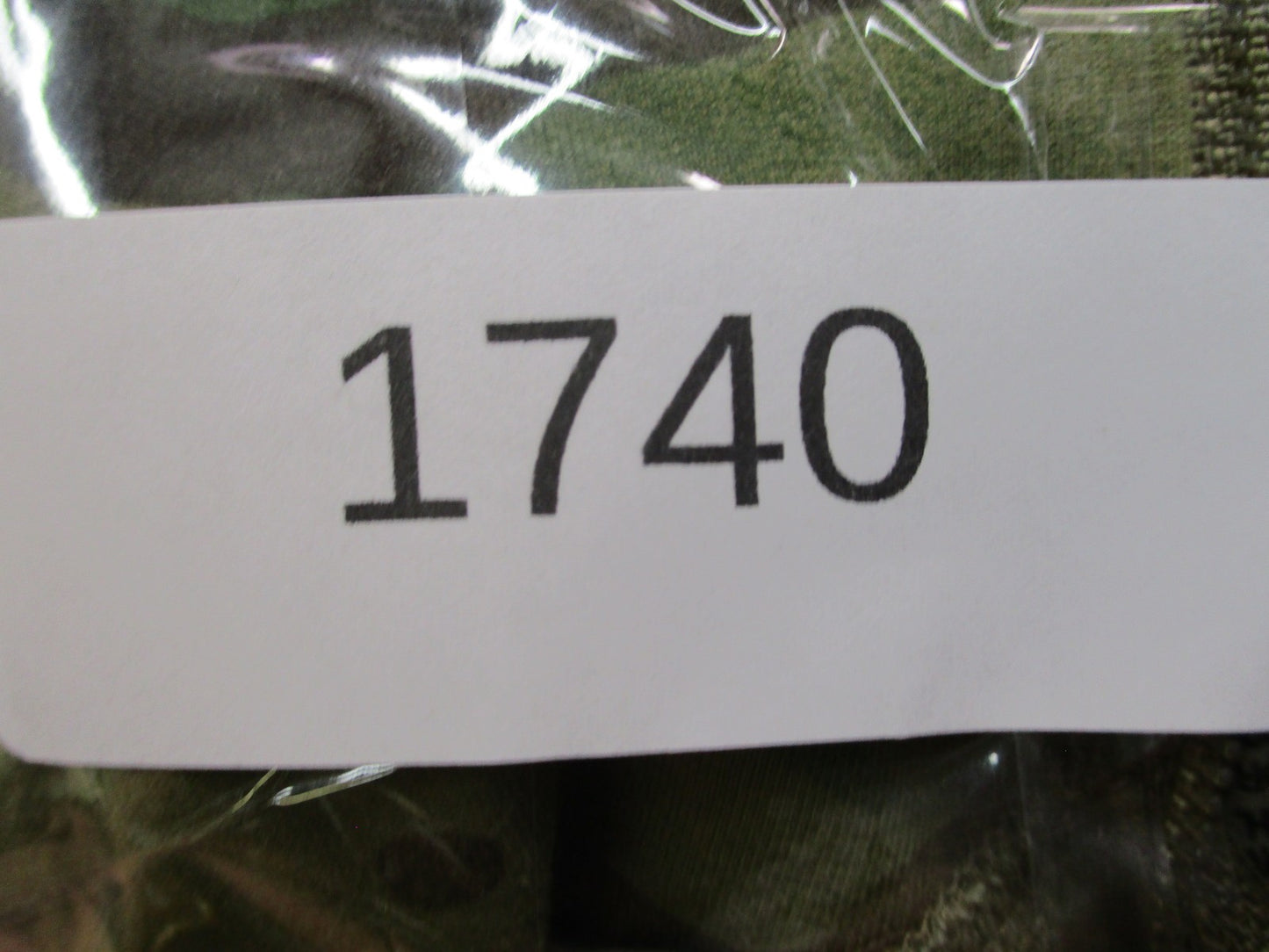 US Army Combat Shirt Flame Resistant Multicam Size Small NSN 8415-01-617-7131