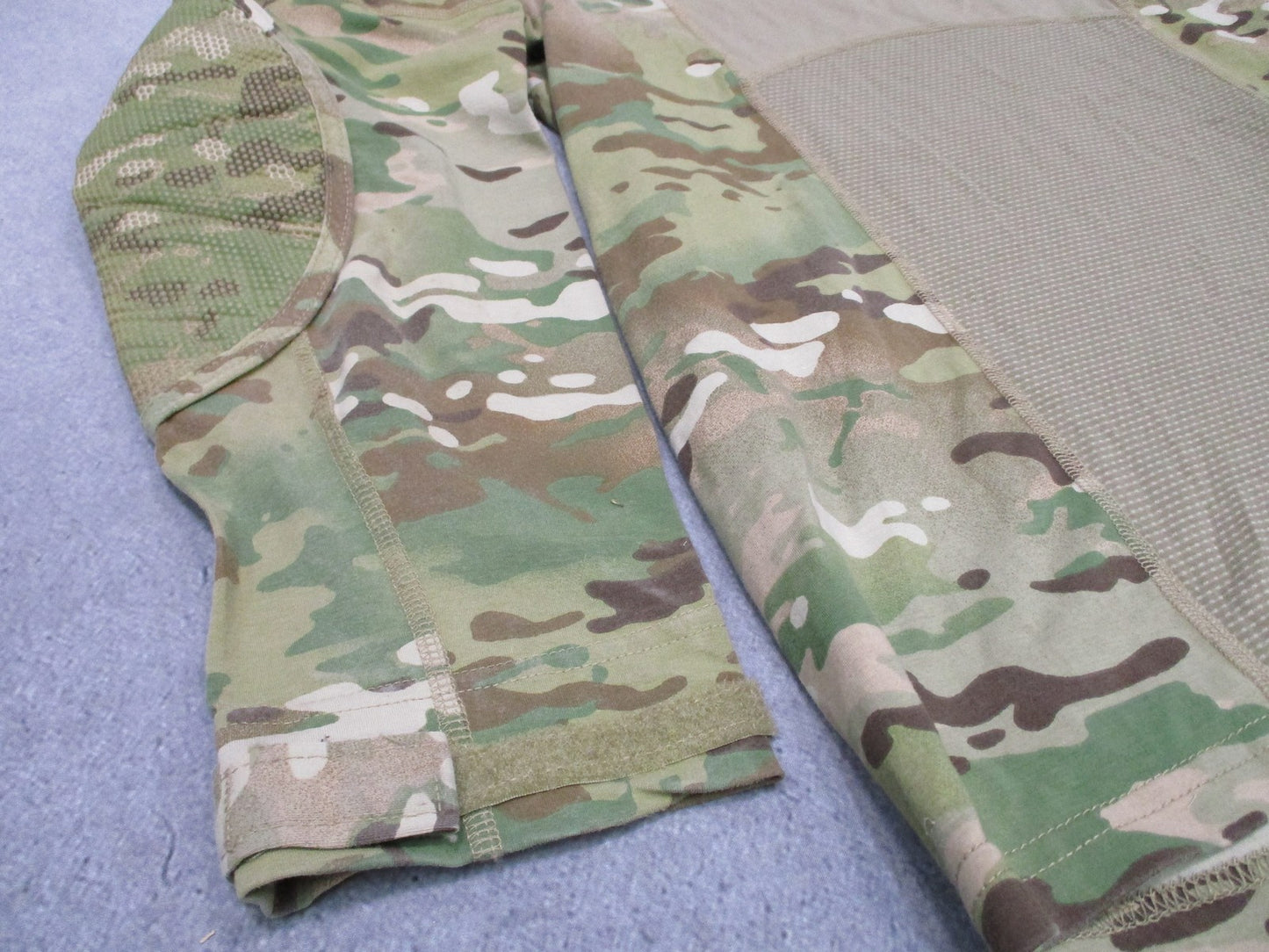 US Army Combat Shirt Flame Resistant Multicam Size Small NSN 8415-01-617-7131