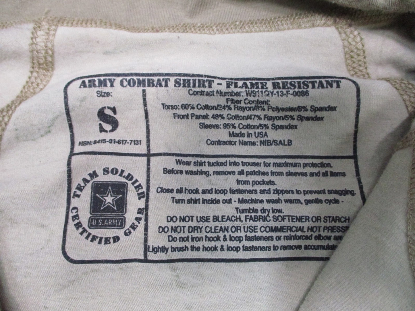 US Army Combat Shirt Flame Resistant Multicam Size Small NSN 8415-01-617-7131