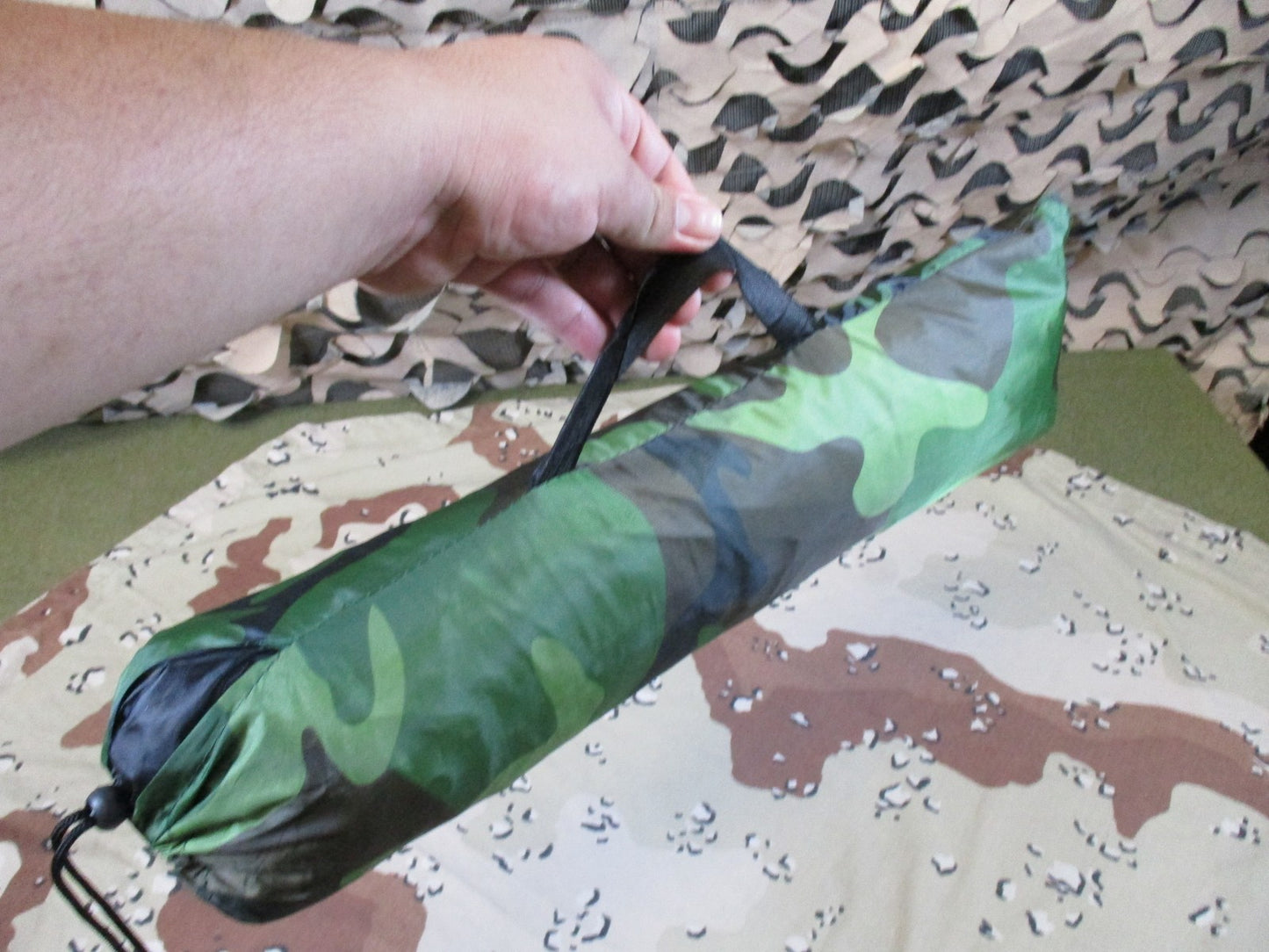 1-Person Camouflage Tent Lightweight Tactical Camping Shelter Woodland Camo