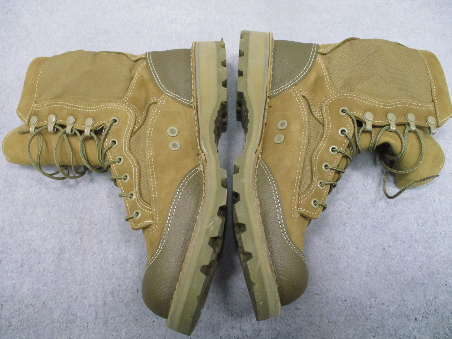 Bates E29502A USMC RAT Hot Weather Combat Boots Mens 9.5 R Vibram Coyote