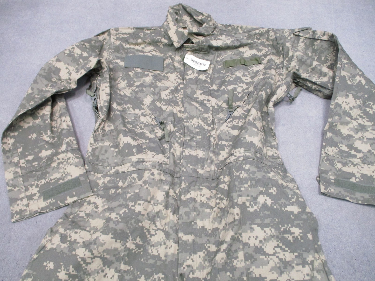 NEW MILITARY ARMY ISSUE MECHANIC COVERALLS UCP TYPE III (MEDIUM) ACU DIGITAL