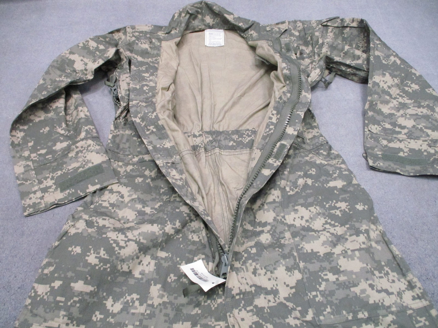 NEW MILITARY ARMY ISSUE MECHANIC COVERALLS UCP TYPE III (MEDIUM) ACU DIGITAL