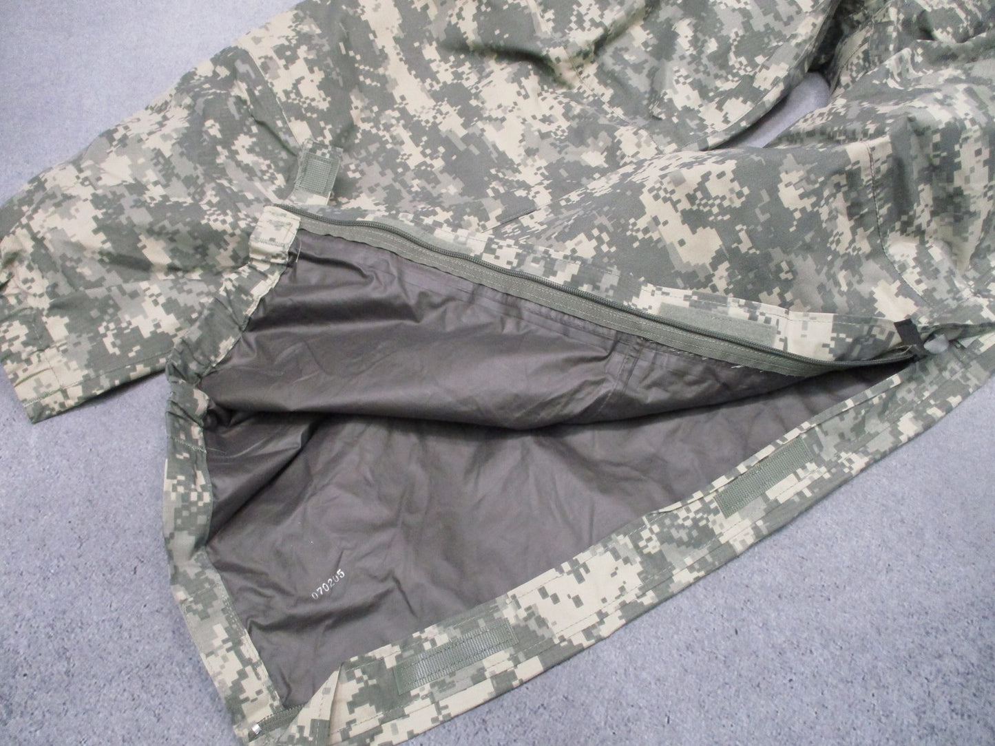 GEN 3 ACU DIGITAL GORE-TEX PANTS LEVEL 6 TROUSERS WET WEATHER PANTS X-LARGE/REG