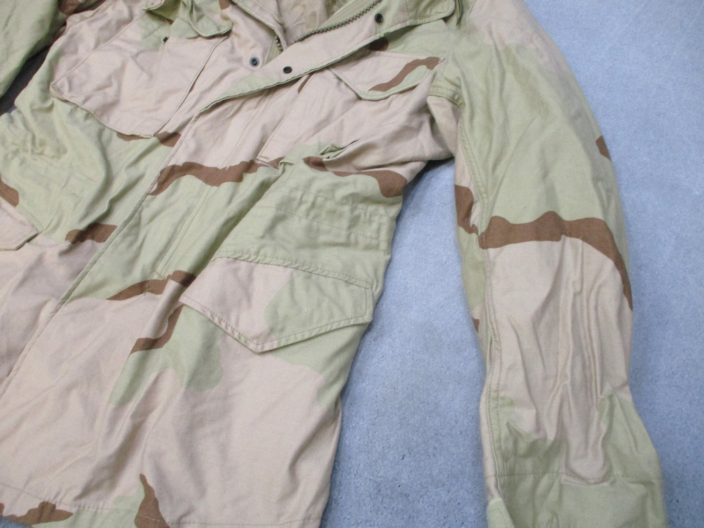 USGI Desert 3 Color Camo Cold Weather Field Coat Medium Long DCU Military Jacket