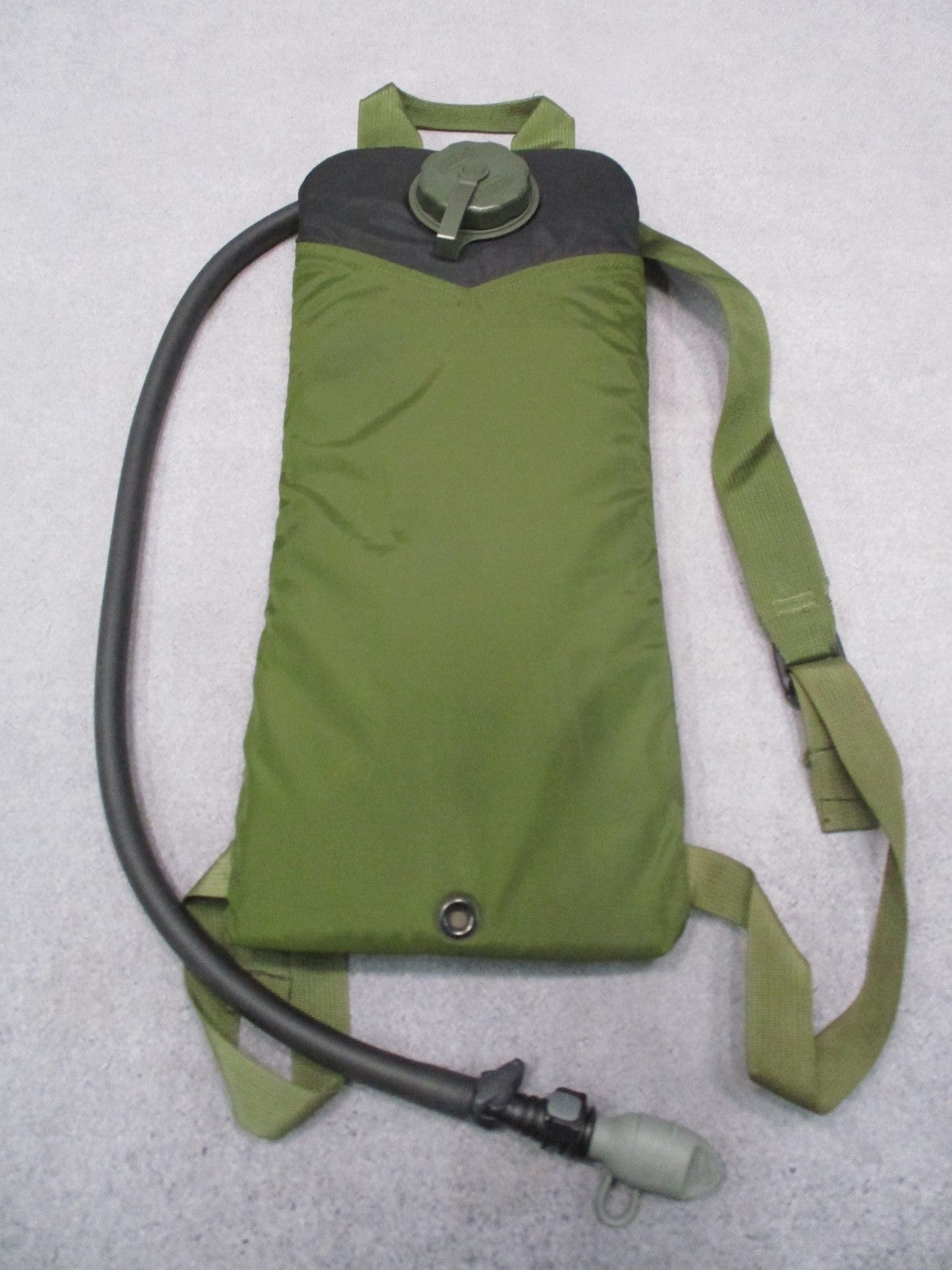 CamelBak Storm Hydration System 100oz CBRN Reservoir NSN 8465-01-465-2131