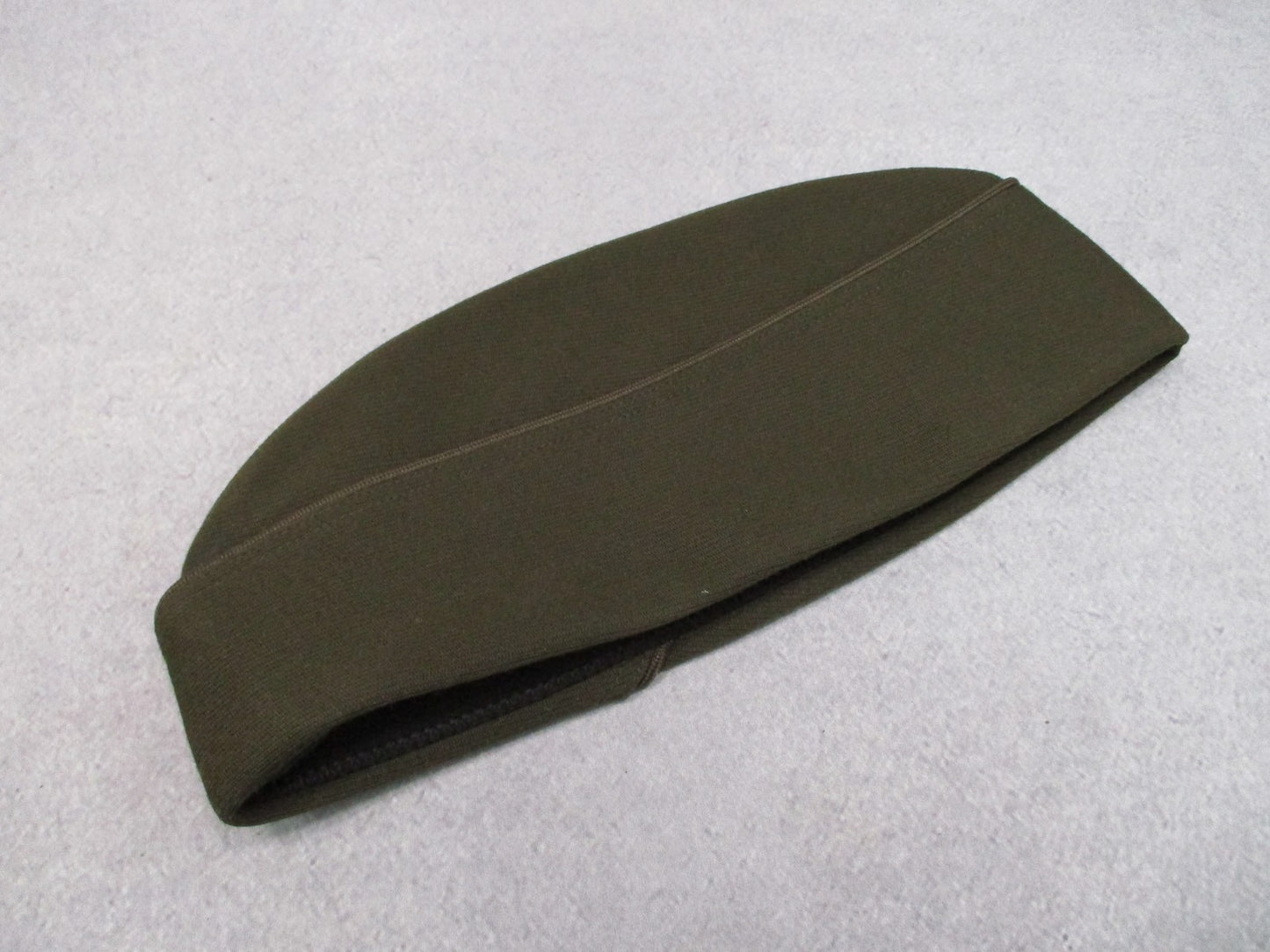 Kingform Cap Co. AGSU Garrison Cap Heritage Green 564 NSN 7-1/4 8405-01-683-5752