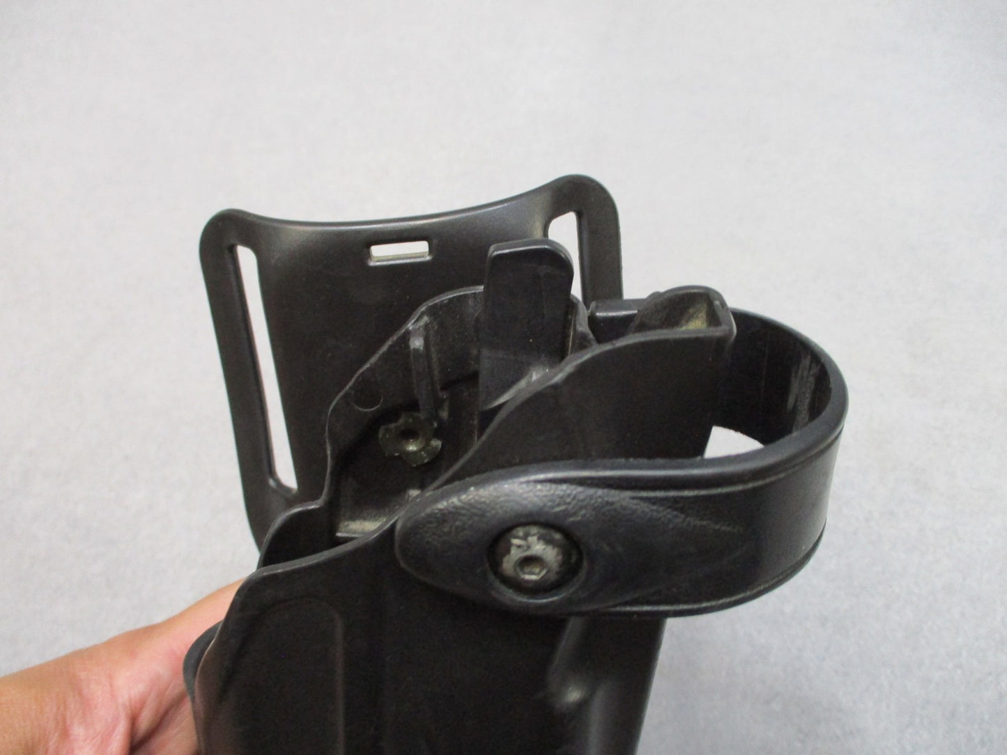 Safariland 6360 ALS Holster Glock 9/40 Light 17/22 Right Hand Used