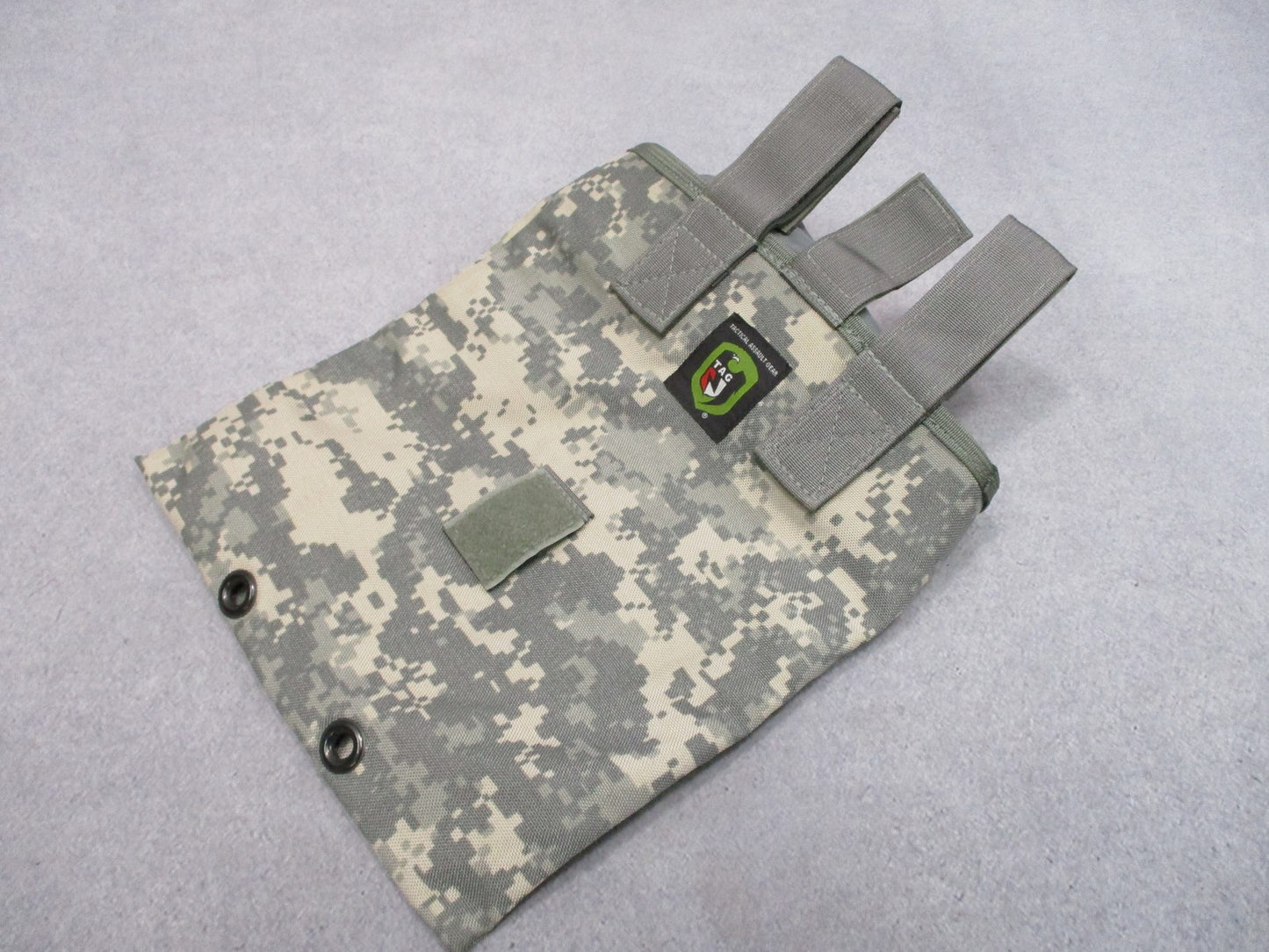 TAG Tactical Assault Gear Roll-Up Dump Pouch ACU Belt Mount UCP camouflage