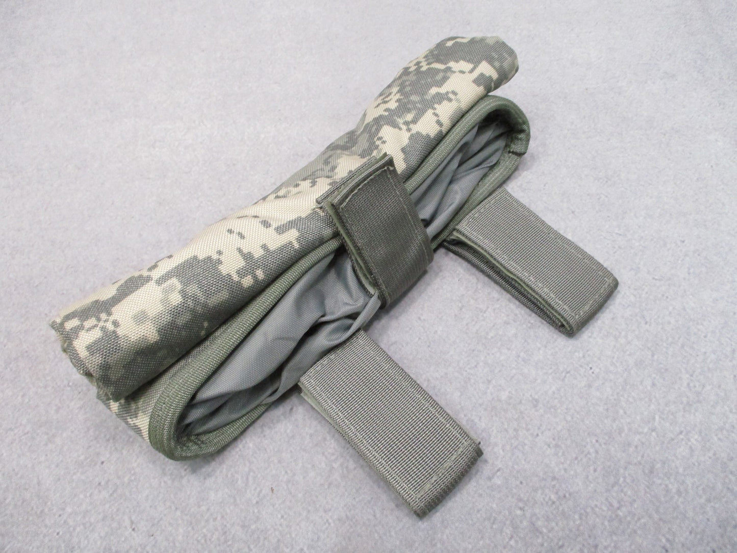 TAG Tactical Assault Gear Roll-Up Dump Pouch ACU Belt Mount UCP camouflage