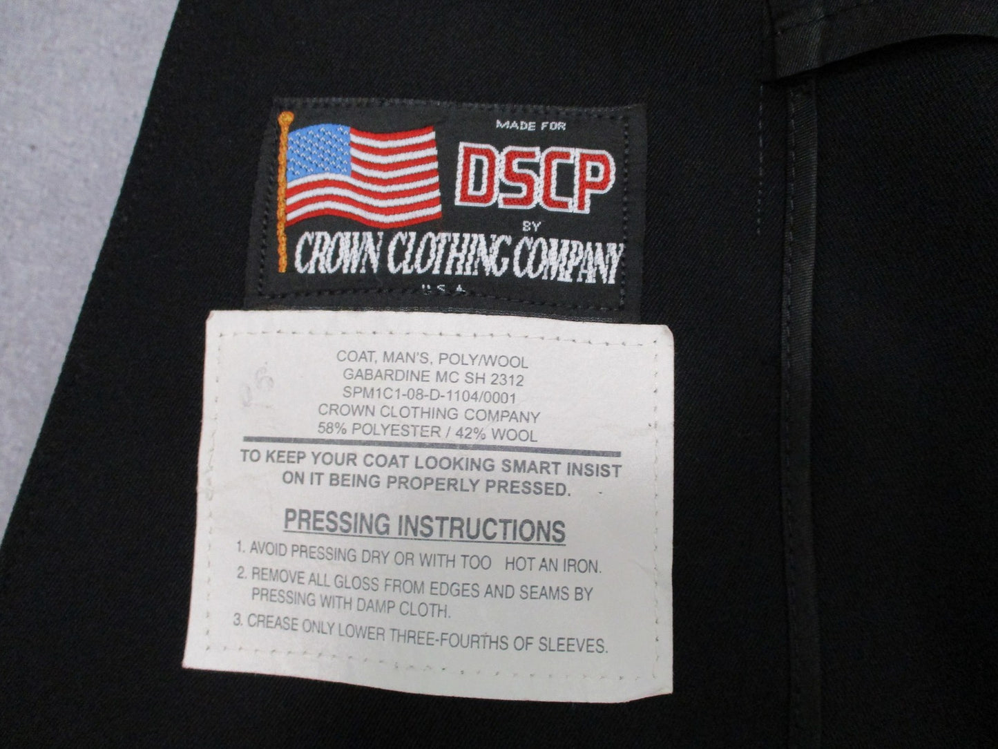 USMC Dress Blues Coat Crown Clothing Co NSN MAN'S 40L 8405-01-512-3177