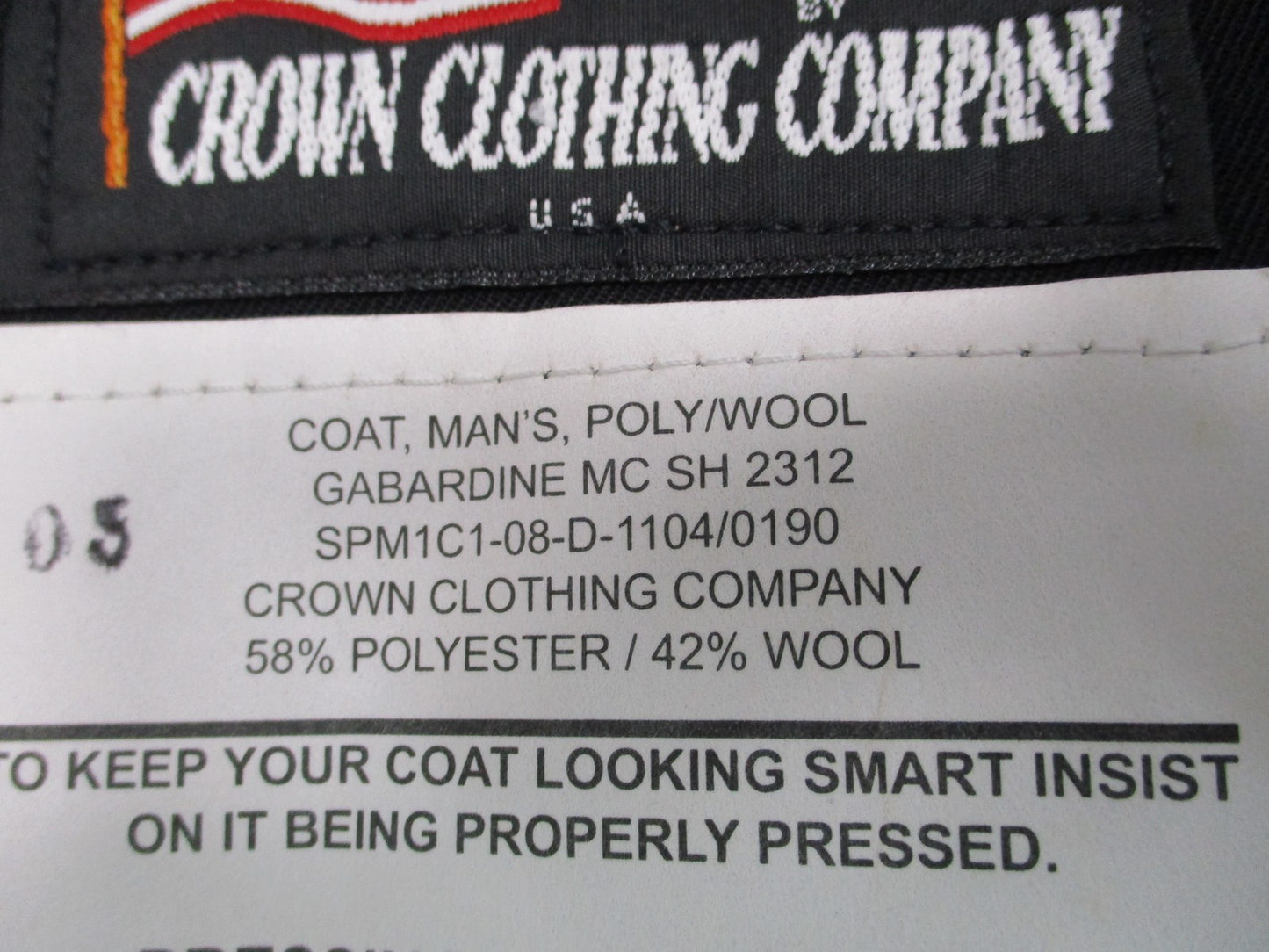 DSCP USMC Dress Blues Coat NSN Black Red Piping Man's 39L 8405-01-512-3170