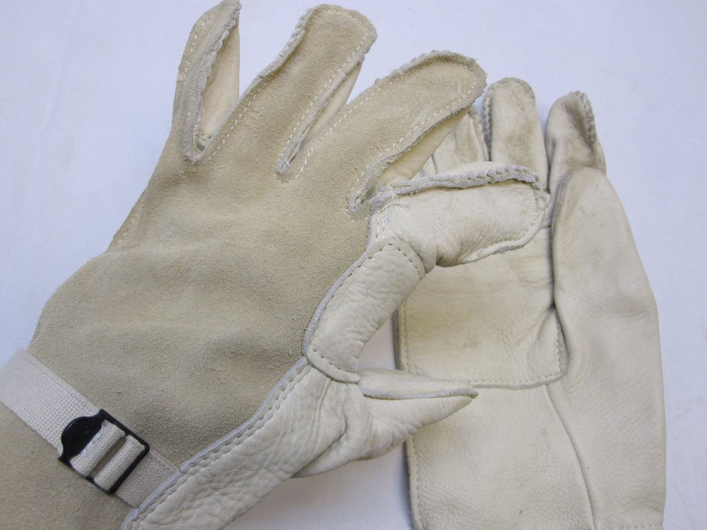 USGI Military Cattlehide Cattle hide Leather Heavy Duty Work Gloves Size 2 USED