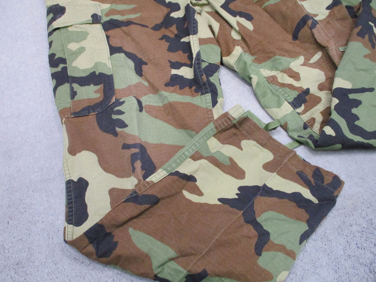 Propper Woodland Hot Weather Combat Trousers Used Good LARGE-REGULAR