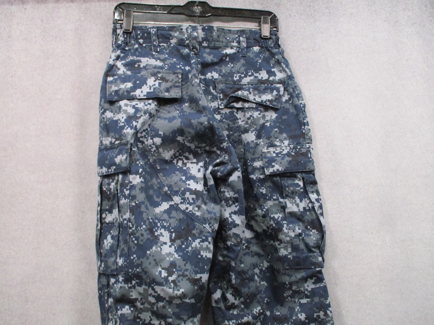 US Navy NWU Type I Digital Camo Working Trousers Small Short 8405-01-540-1356