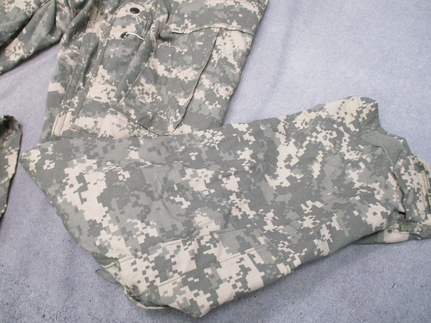 US Military Aircrew Combat Trousers UCP Digital Camo Flame Resistant Med-Reg
