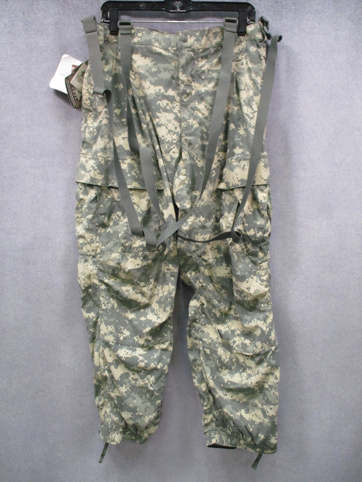 USGI Army ECWCS Gen III Level 5 Soft Shell Pants UCP Medium Reg 8415-01-538-6766