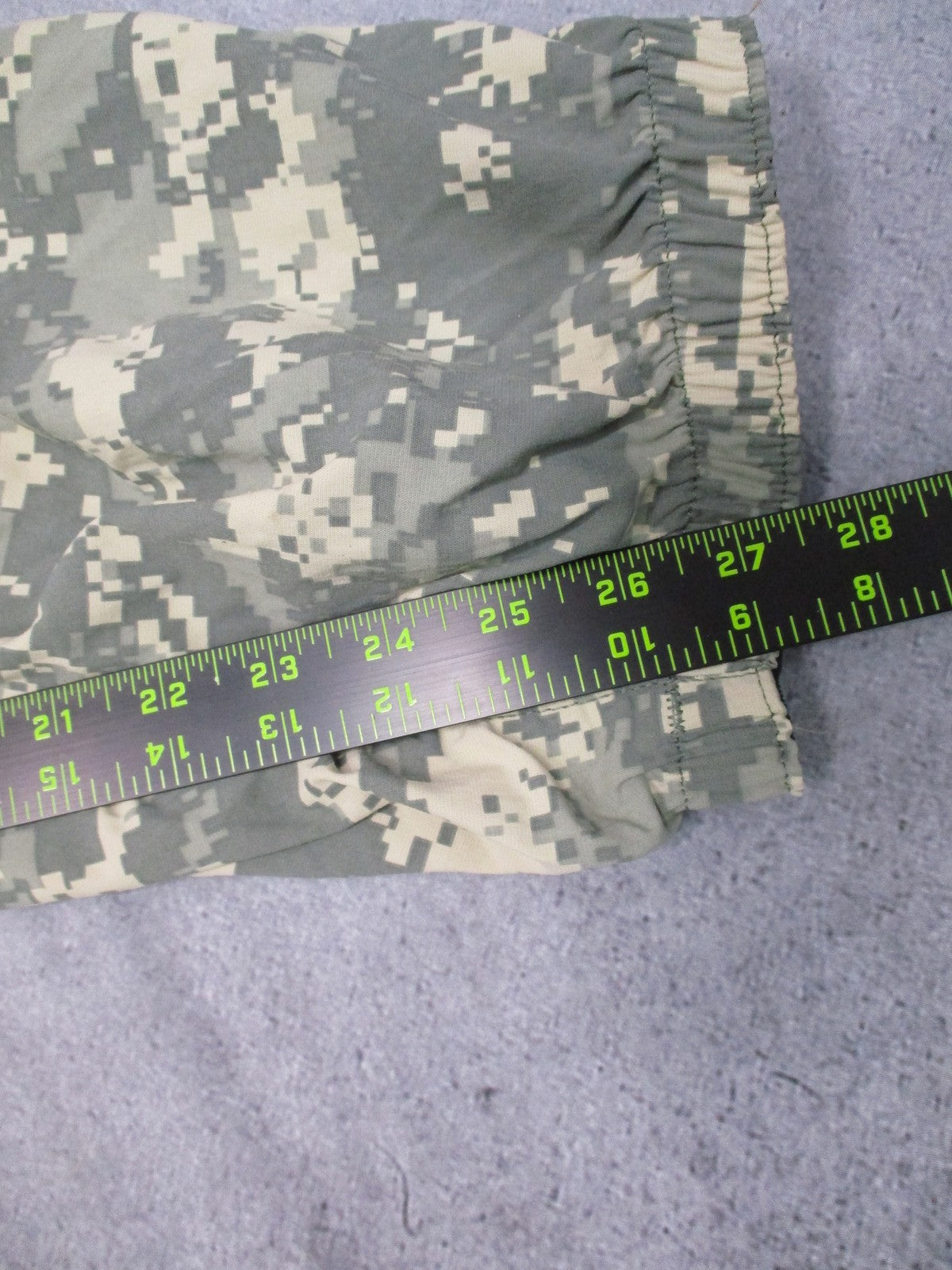 USGI Army ECWCS Gen III Level 5 Soft Shell Pants UCP Medium Reg 8415-01-538-6766