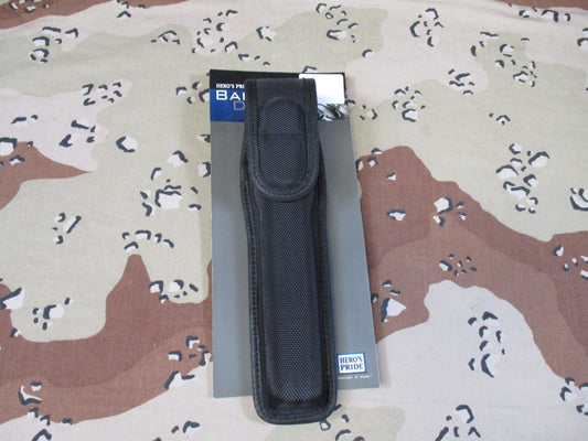Hero's Pride 1070 Flashlight Holder Closed Top X-Large Fits 2-1/4" Duty Belt New