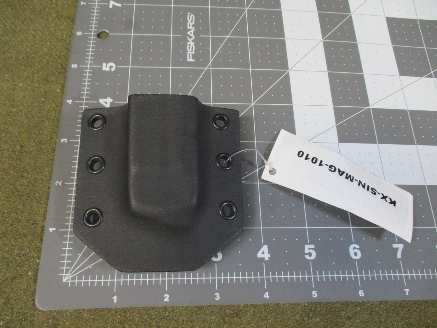 1836 Kydex Single Magazine Carrier for S&W Shield 9mm .40 Black KX-SIN-MAG-1010