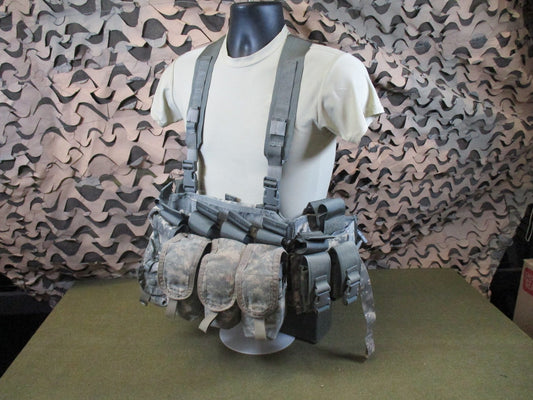 US Military MOLLE II Tactical Assault Panel TAP UCP Camo Chest Rig ranger set