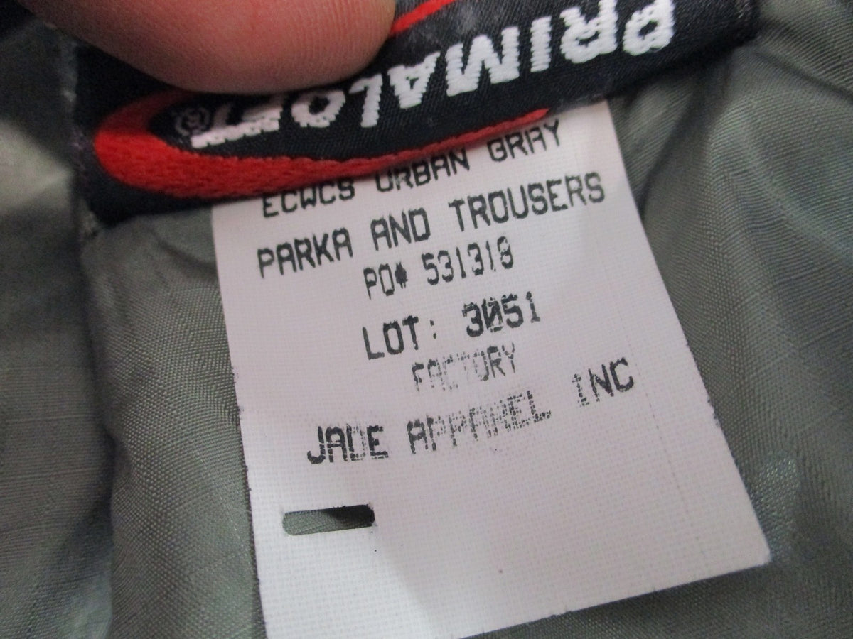 USGI ECWCS Gen III Level 7 Primaloft Parka Gray Medium Regular Extreme Cold