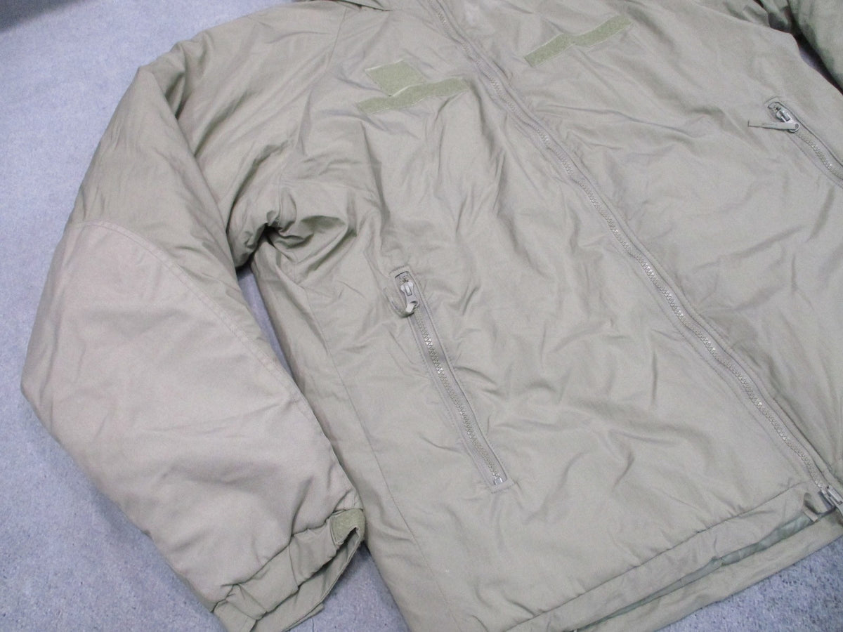 USGI ECWCS Gen III Level 7 Primaloft Parka Gray Medium Regular Extreme Cold