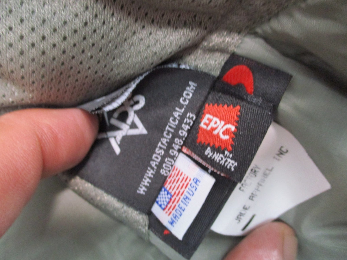 USGI ECWCS Gen III Level 7 Primaloft Parka Gray Medium Regular Extreme Cold