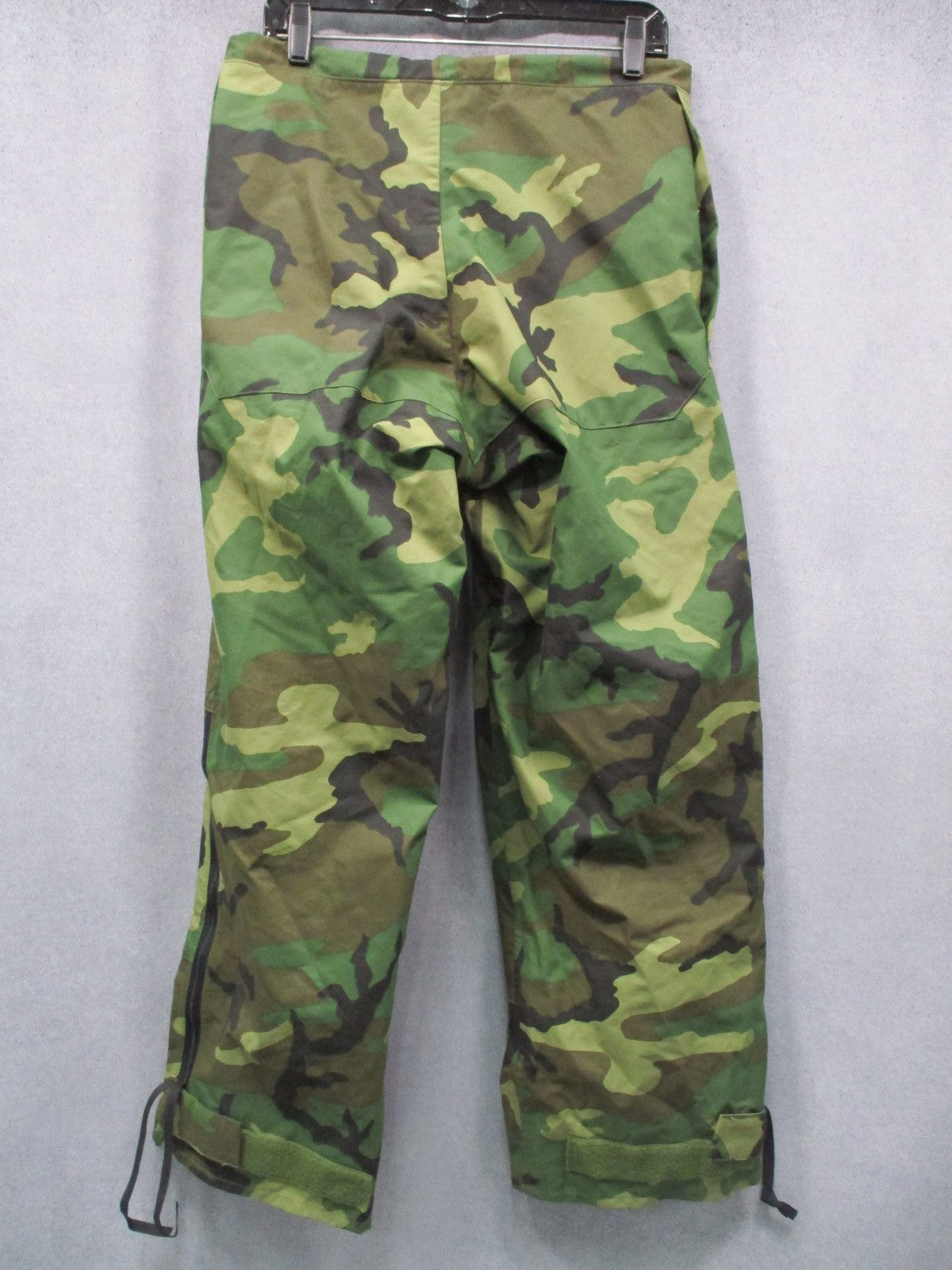 MILITARY COLD/WET WEATHER TROUSER WOODLAND BDU GORE-TEX PANTS SMALL/REGULAR