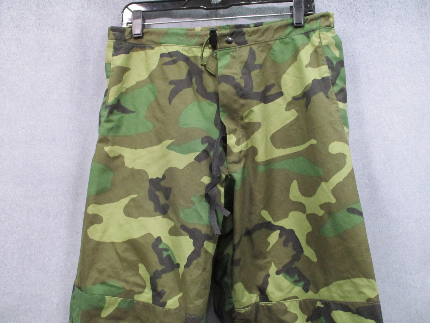 MILITARY COLD/WET WEATHER TROUSER WOODLAND BDU GORE-TEX PANTS SMALL/REGULAR