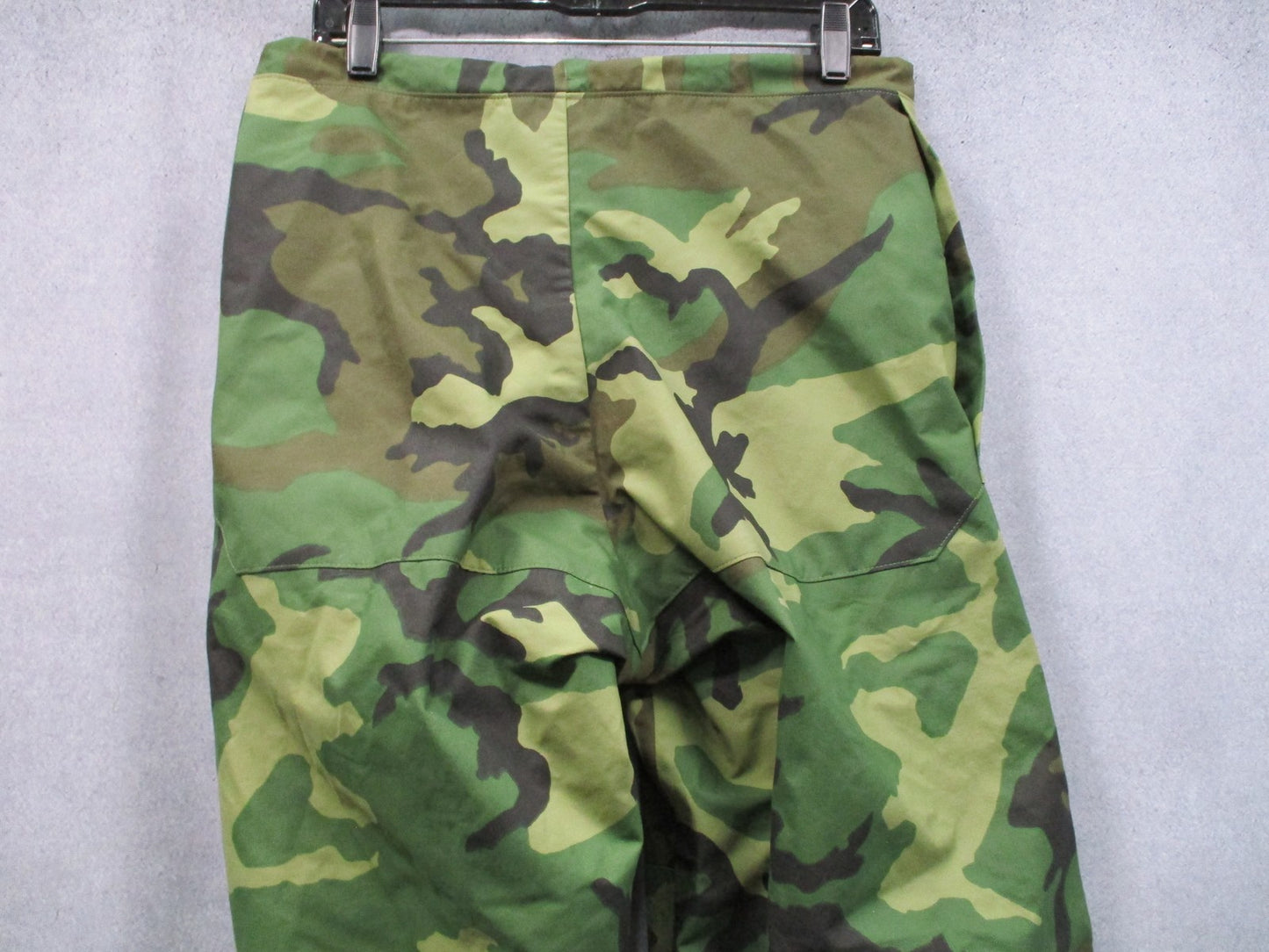 MILITARY COLD/WET WEATHER TROUSER WOODLAND BDU GORE-TEX PANTS SMALL/REGULAR