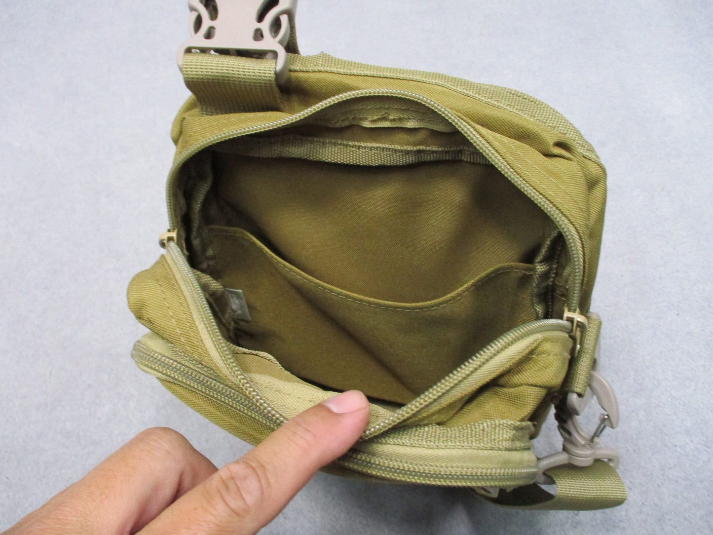 VISM by NcStar Tactical Shoulder Bag Concealed Carry Pack Tan CVSTCHL2999T New