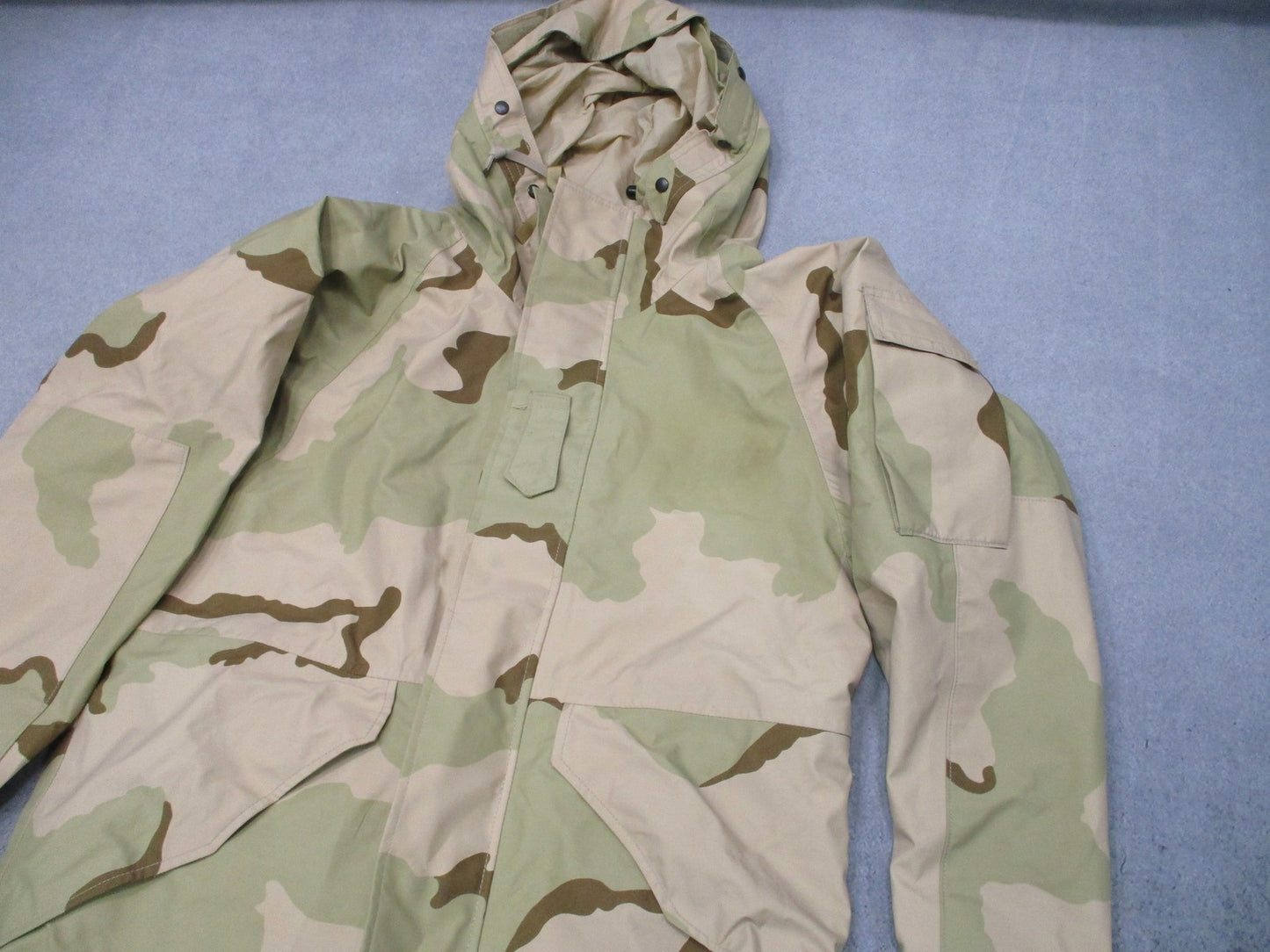 US Military ECWCS Gen II Parka Desert Camo Small Short GORE-TEX Army Surplus