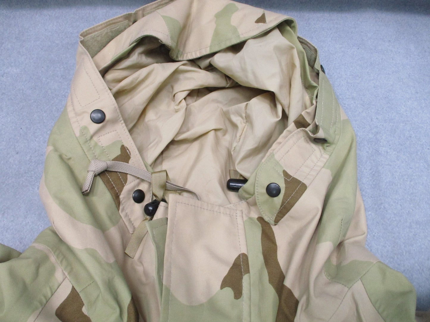 US Military ECWCS Gen II Parka Desert Camo Small Short GORE-TEX Army Surplus