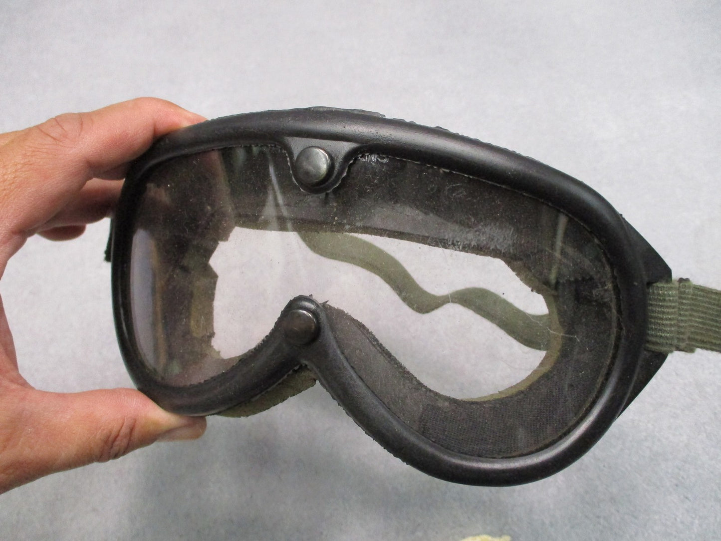 US Military Sun Wind Dust Goggles NSN 8465-01-328-8268 Army Surplus Eye Pro